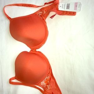 Josie Natori 34D underwire bra New with tags